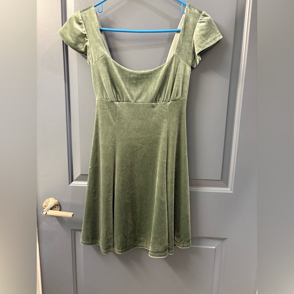 Rewind Sage Velvet dress